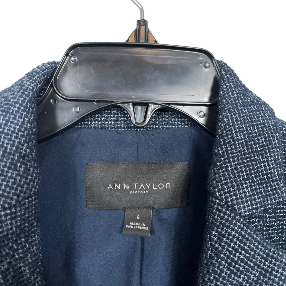 Ann Taylor Factory Tweed Blazer Size 6 Navy Blue One Button Career Workwear - Picture 3 of 12